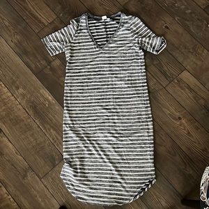 Blue and white GAP short sleeve dress- size S